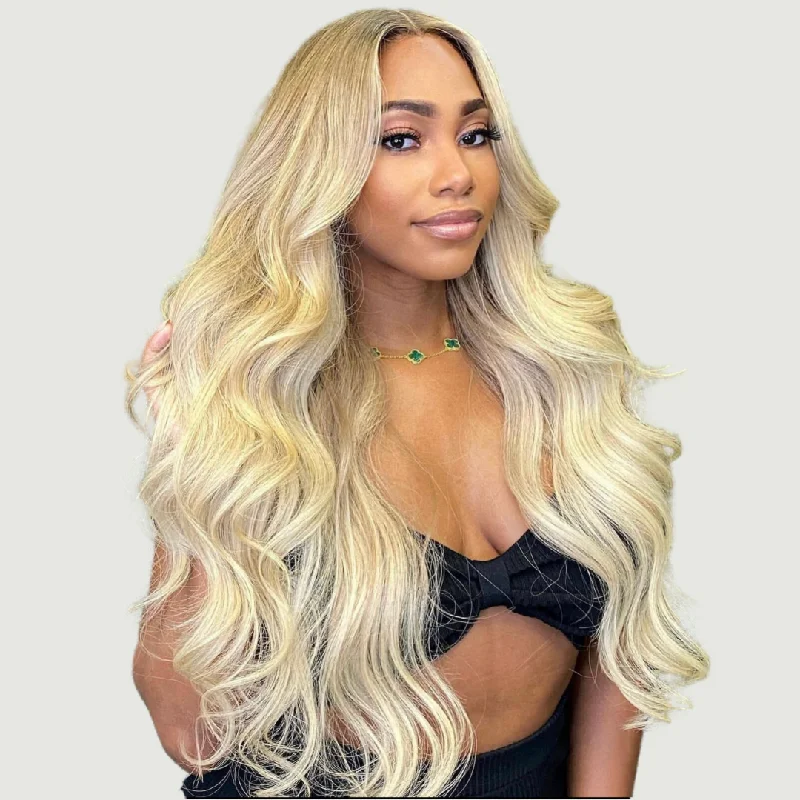 Curly wig with a pre - bleached knot for a natural - looking scalp Alure Highlighted Blond Bodywave 13x4 HD Lace Human Hair wig Curly wig with a pre - bleached knot for a natural - looking scalp Alure Highlighted Blond Bodywave 13x4 HD Lace Human Hair wig