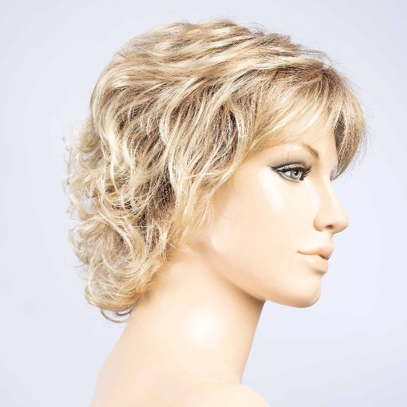 Villana Wig by Ellen Wille